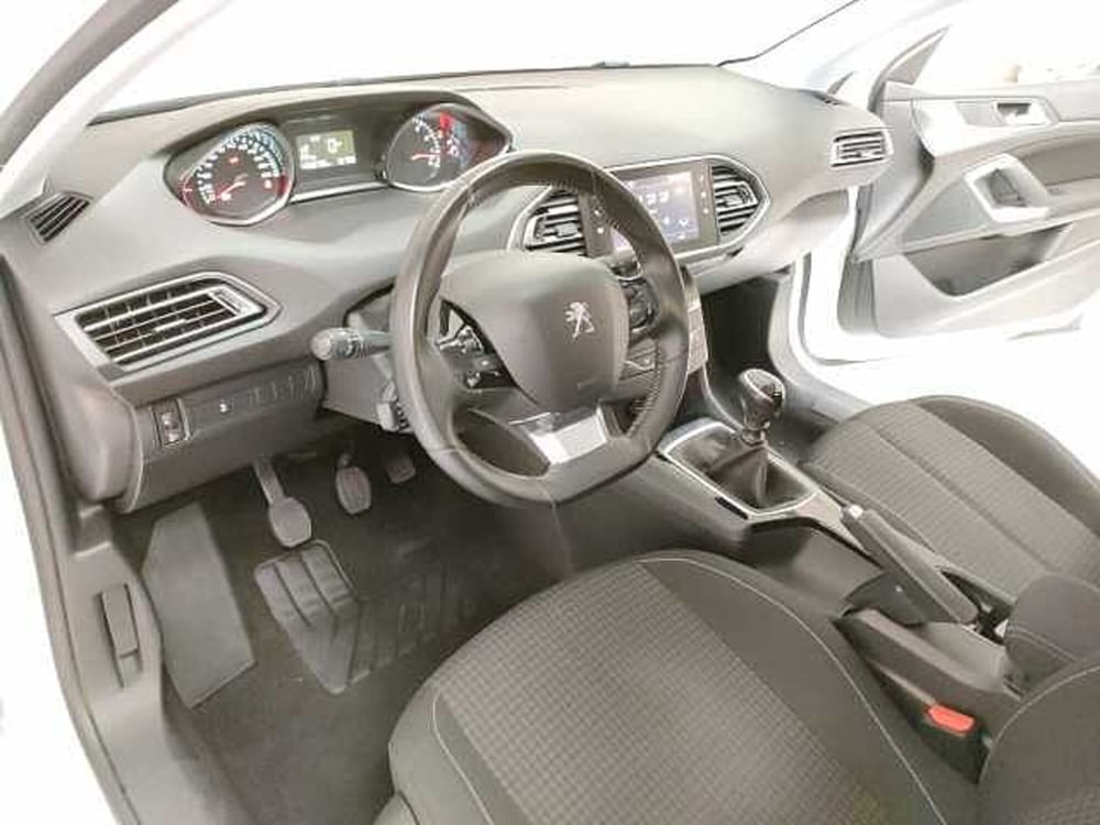 Peugeot 308 usata a Teramo (11)