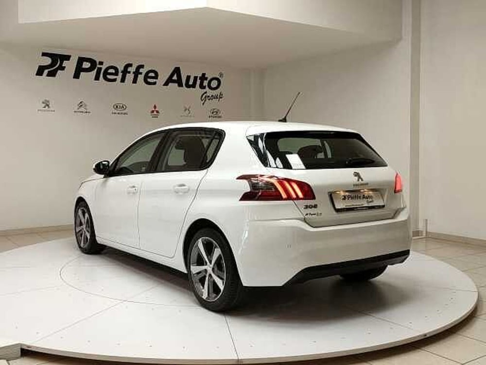 Peugeot 308 usata a Teramo (3)