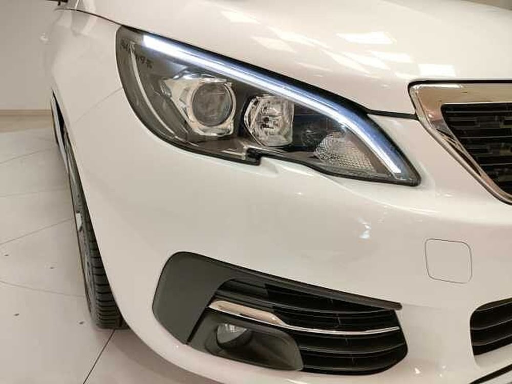 Peugeot 308 usata a Teramo (9)