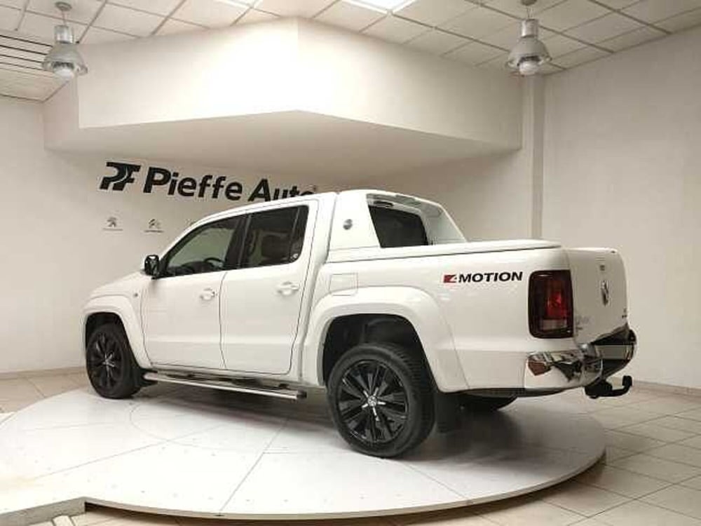 Volkswagen Veicoli Commerciali Amarok usata a Teramo (3)