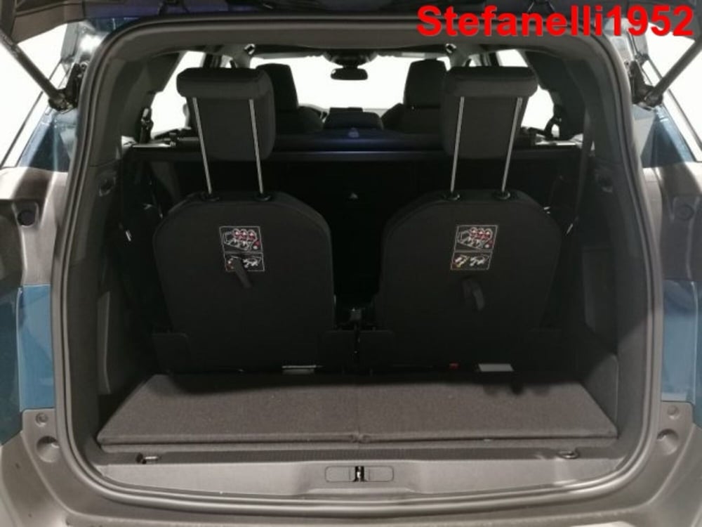 Peugeot 5008 nuova a Bologna (7)