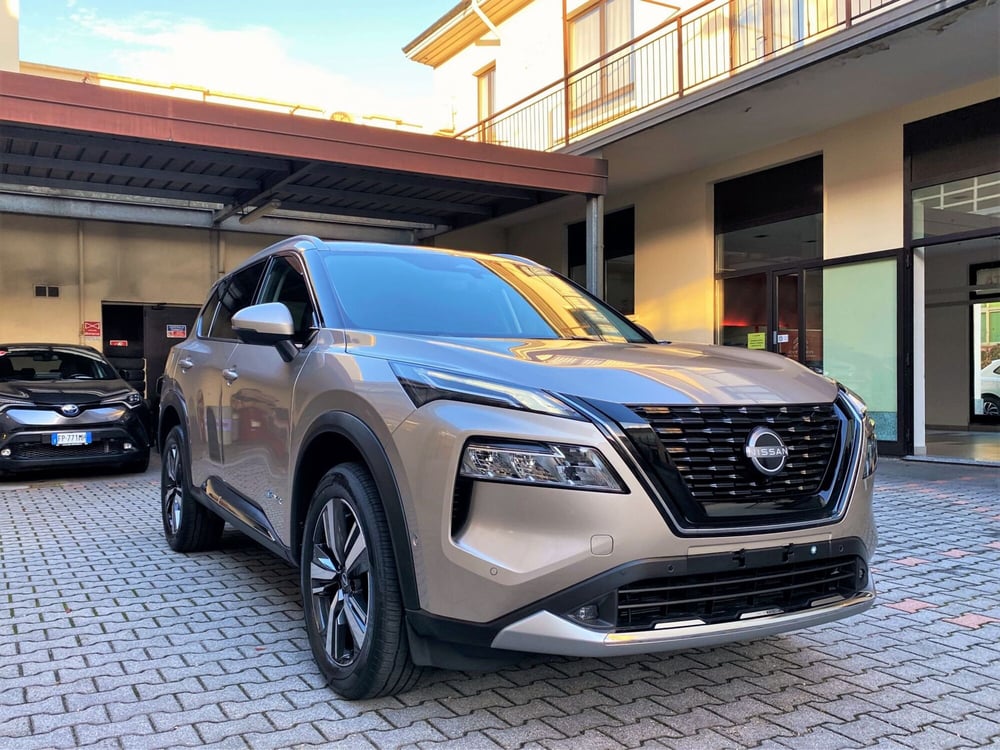 Nissan X-Trail nuova a Varese (3)