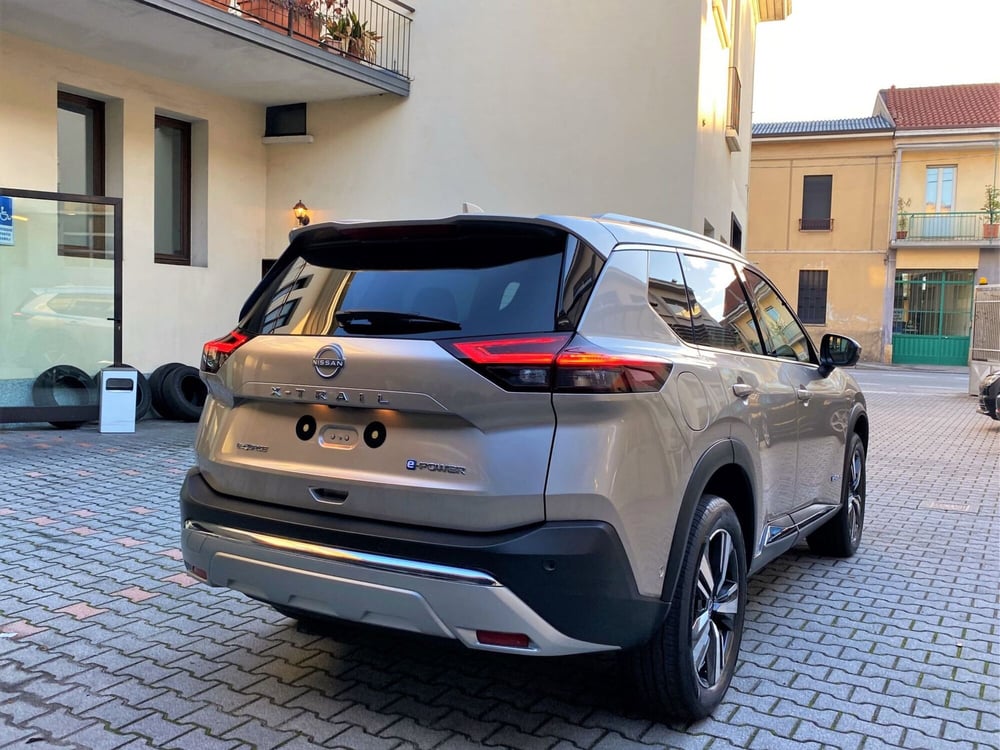 Nissan X-Trail nuova a Varese (5)