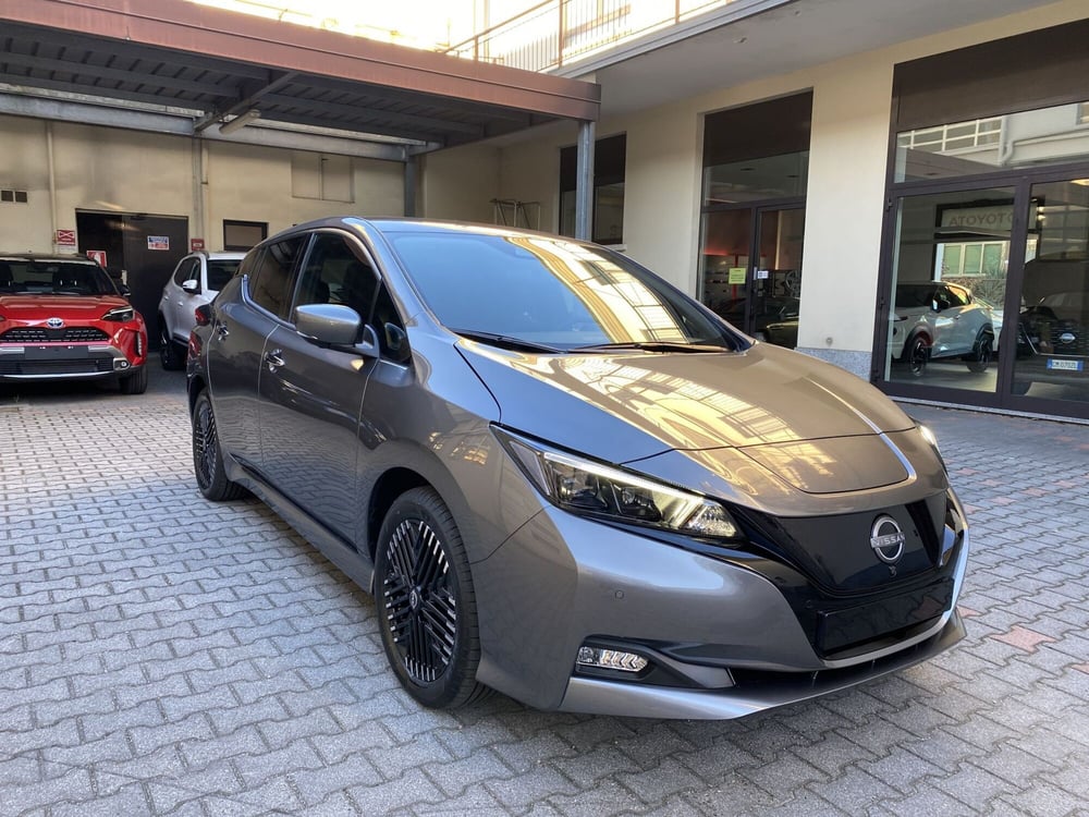 Nissan Leaf nuova a Varese (3)