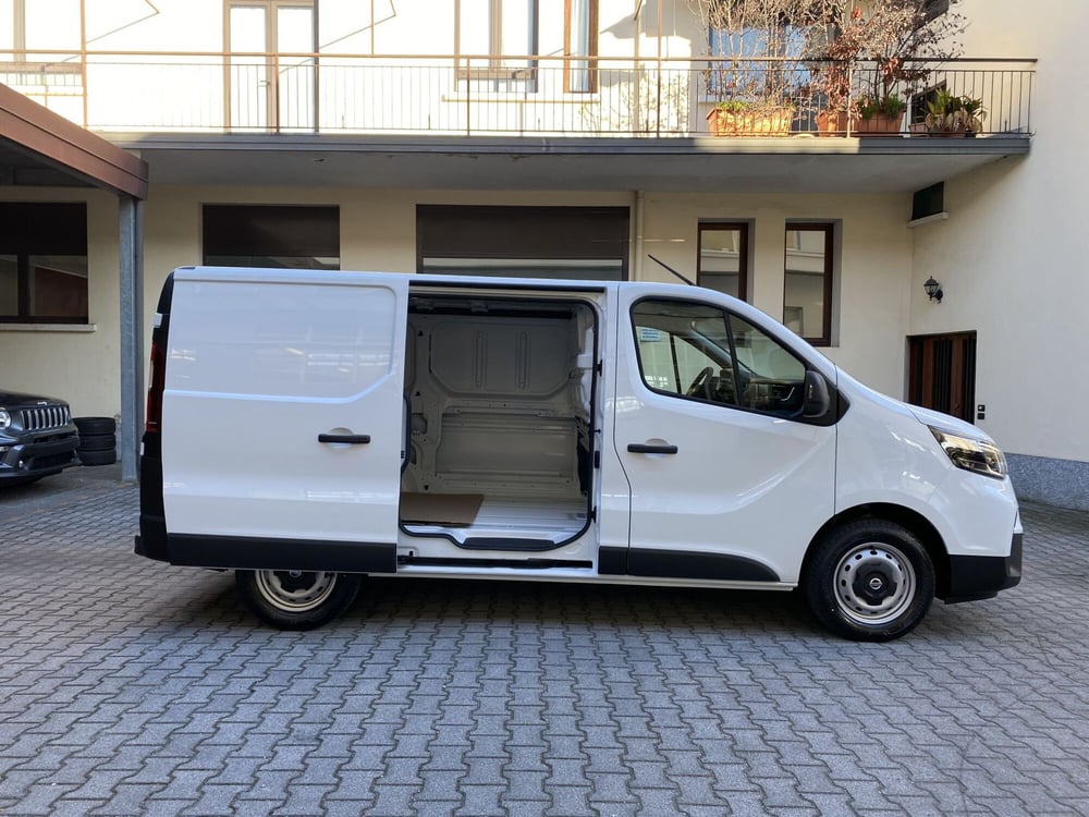 Nissan Primastar Furgone nuova a Varese (12)