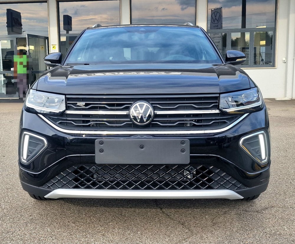 Volkswagen T-Cross nuova a Varese (2)