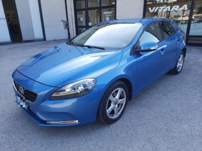 Volvo V40 D2 &#039;eco&#039; Momentum del 2015 usata a Recanati