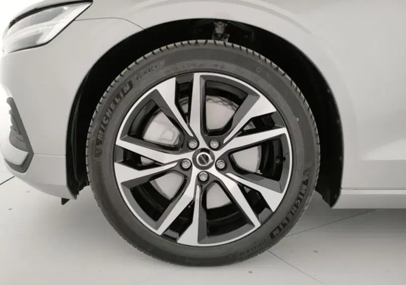 Volvo S60 nuova a Modena (8)