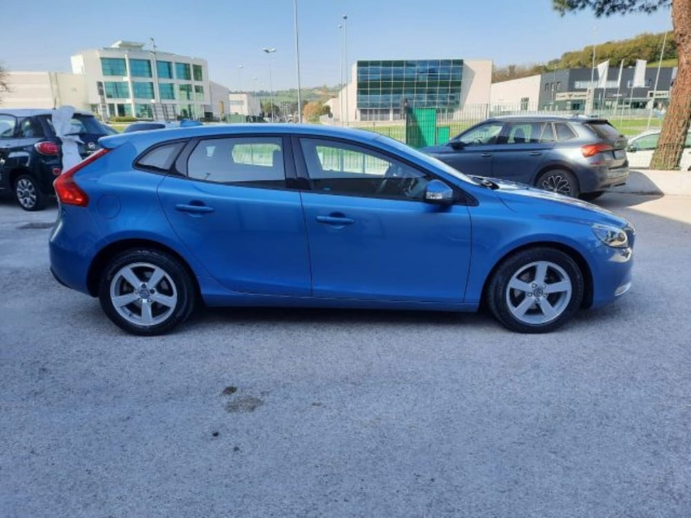 Volvo V40 usata a Macerata (4)