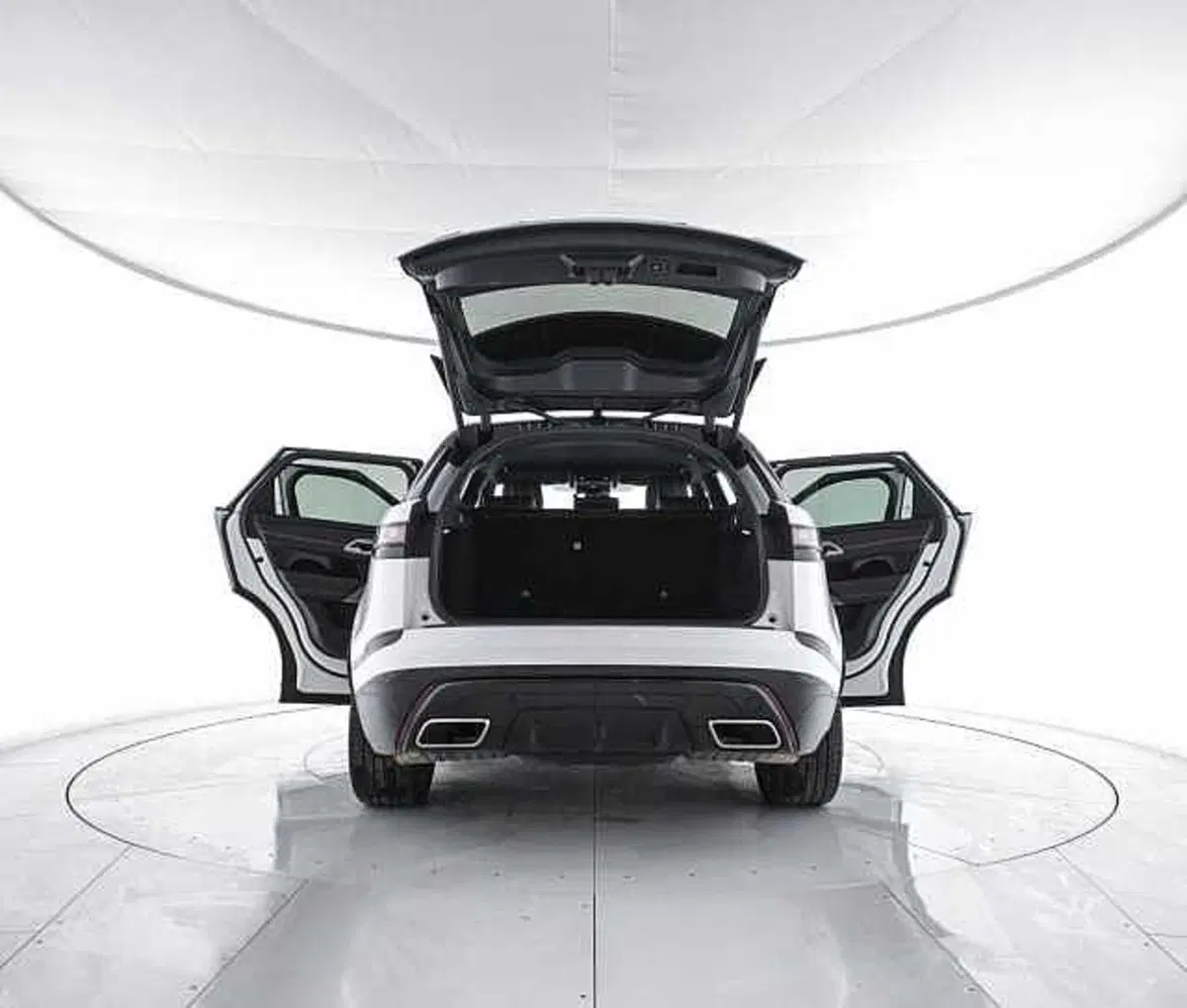 Land Rover Range Rover Velar usata a Viterbo (12)