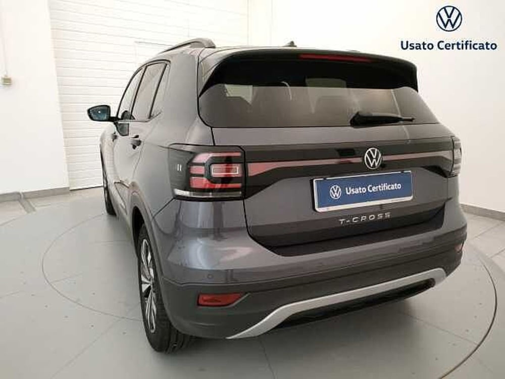 Volkswagen T-Cross usata a Varese (8)