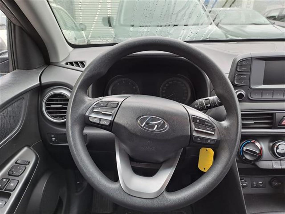 Hyundai Kona usata a Livorno (12)