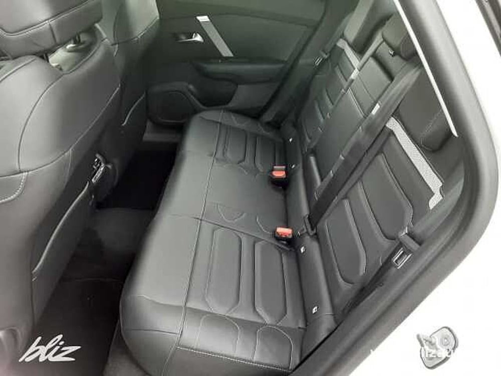 Citroen e-C4 X usata a Udine (13)