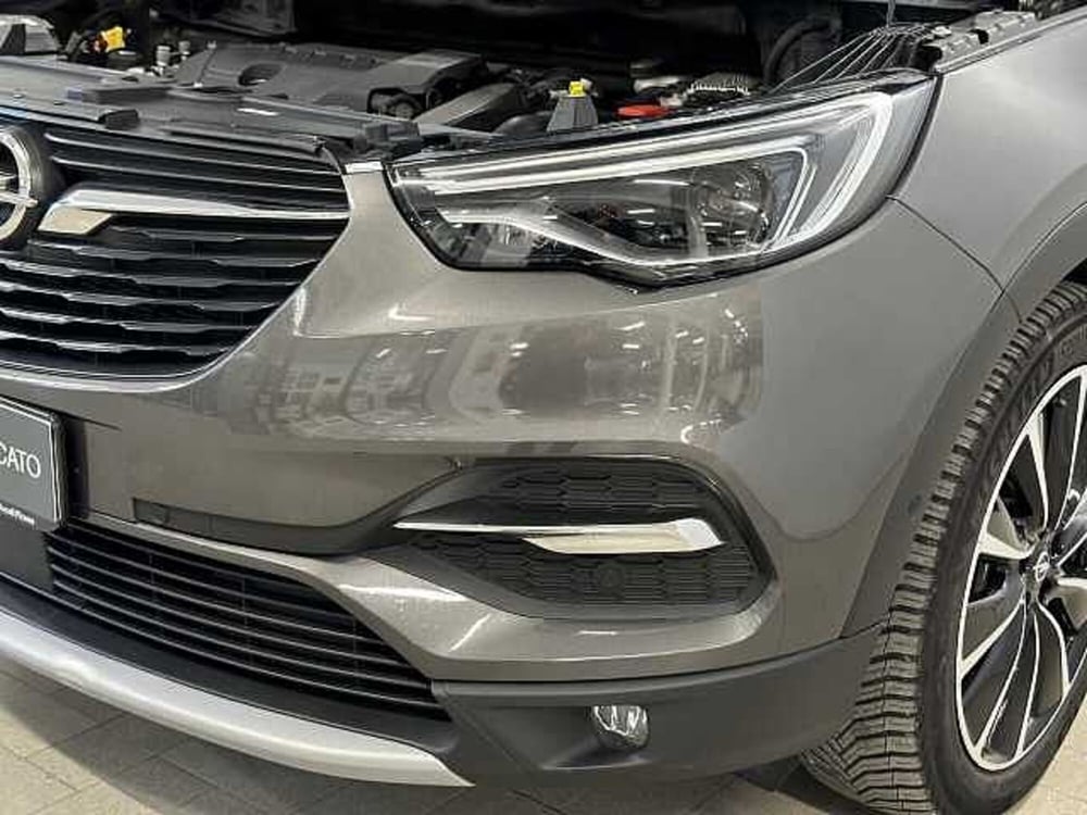 Opel Grandland X usata a Macerata (16)