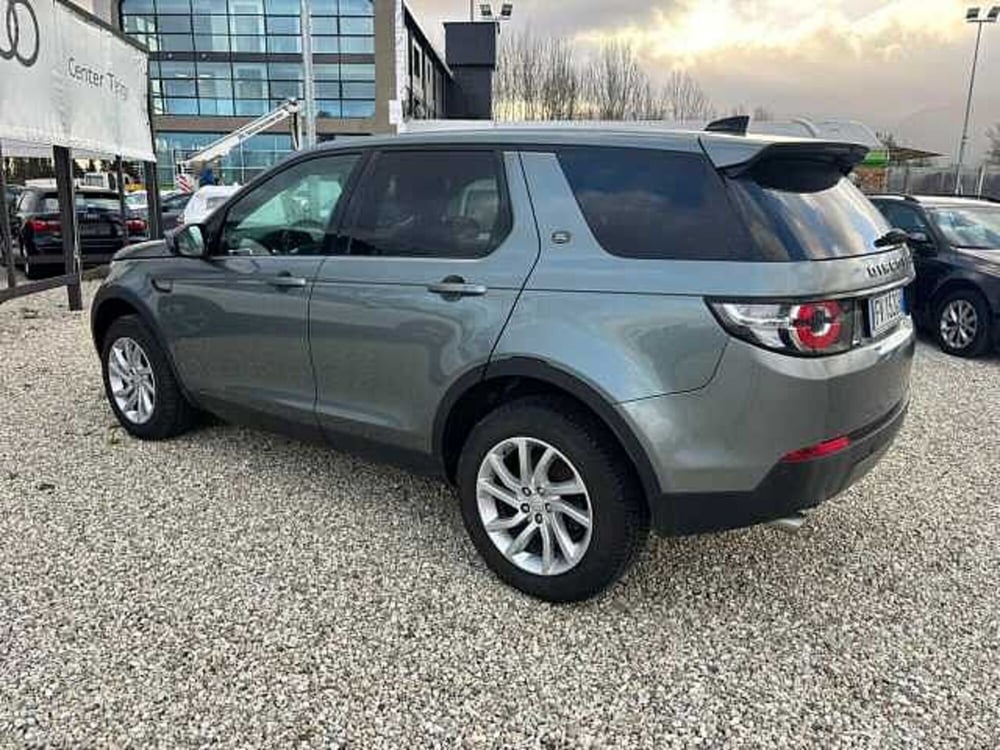 Land Rover Discovery Sport usata a Lucca (2)