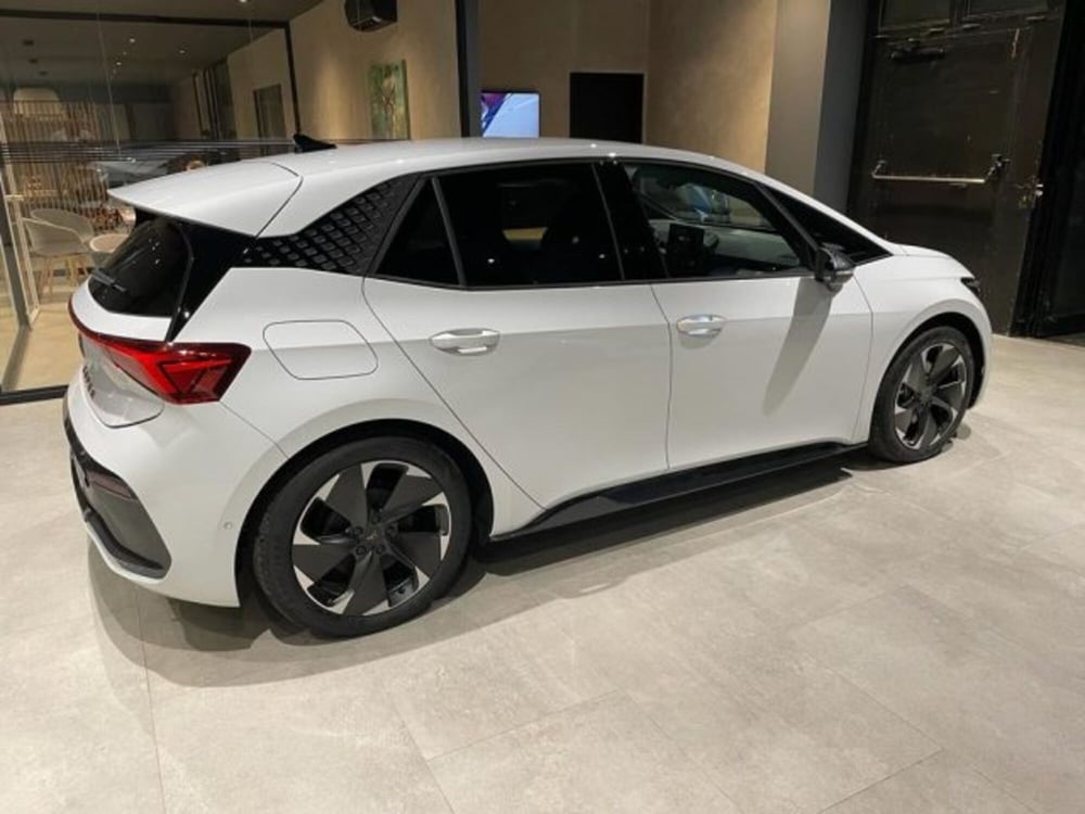 Cupra Born nuova a Bologna (10)