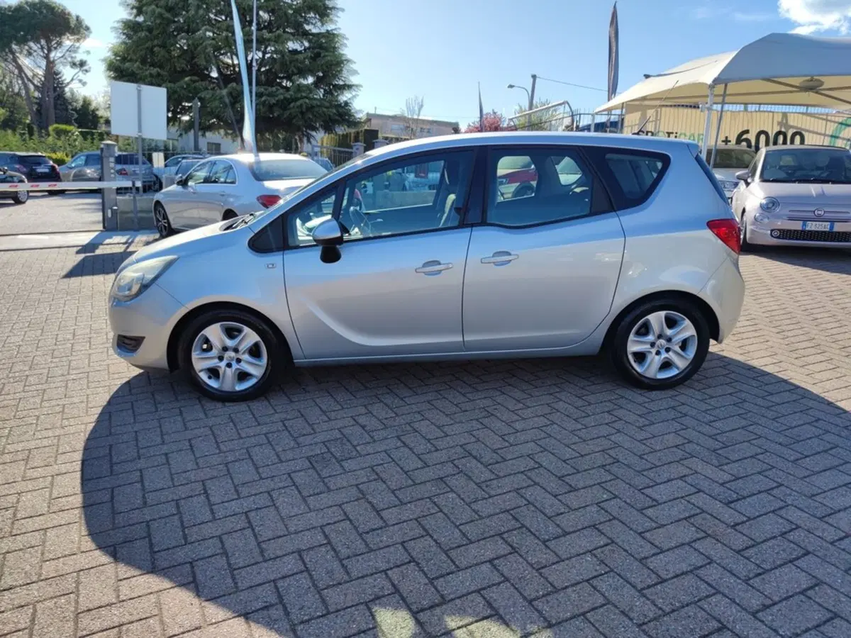 Opel Meriva usata a Como (3)