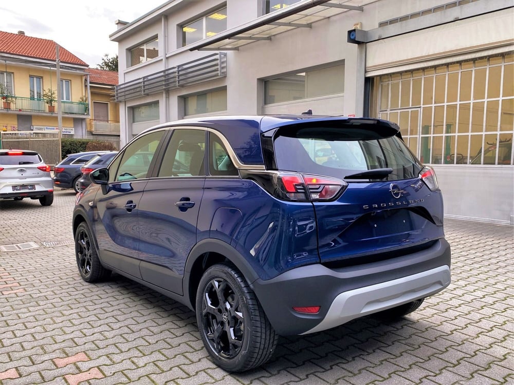 Opel Crossland X nuova a Varese (7)