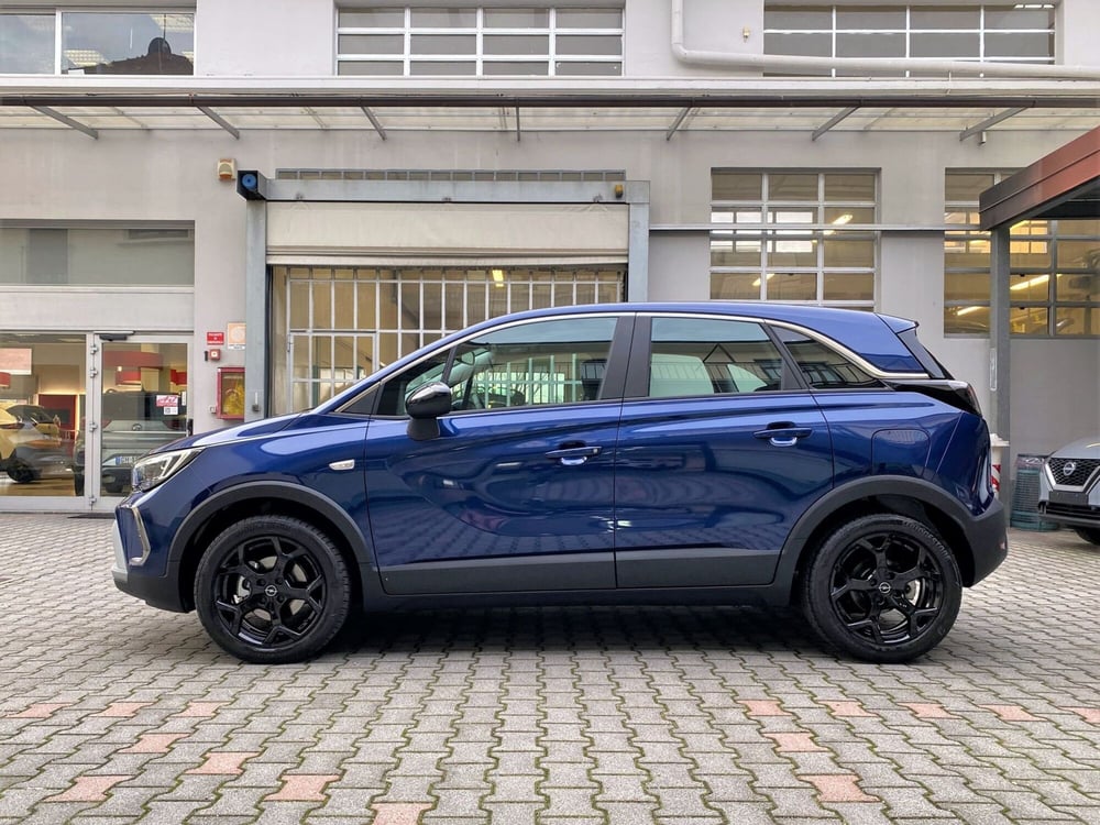 Opel Crossland X nuova a Varese (8)