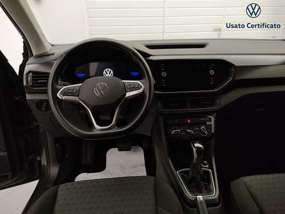 Volkswagen T-Cross usata a Varese (15)