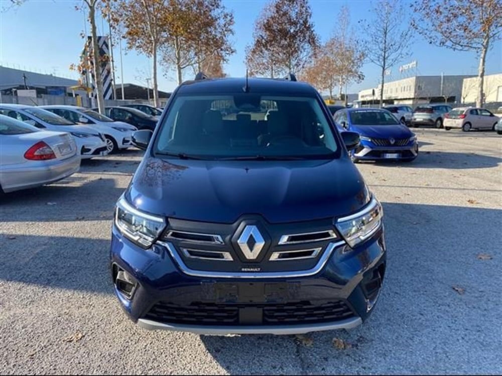 Renault Kangoo nuova a Macerata (4)