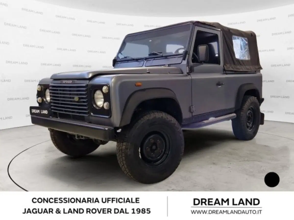 Land Rover Defender usata a Livorno