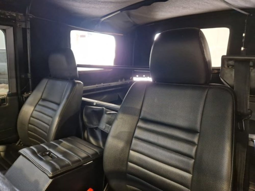 Land Rover Defender usata a Livorno (11)