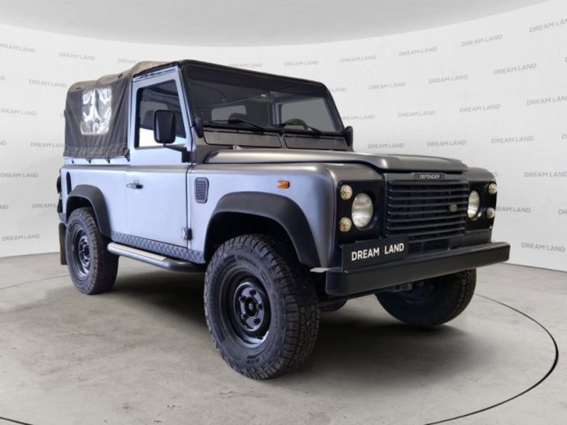 Land Rover Defender usata a Livorno