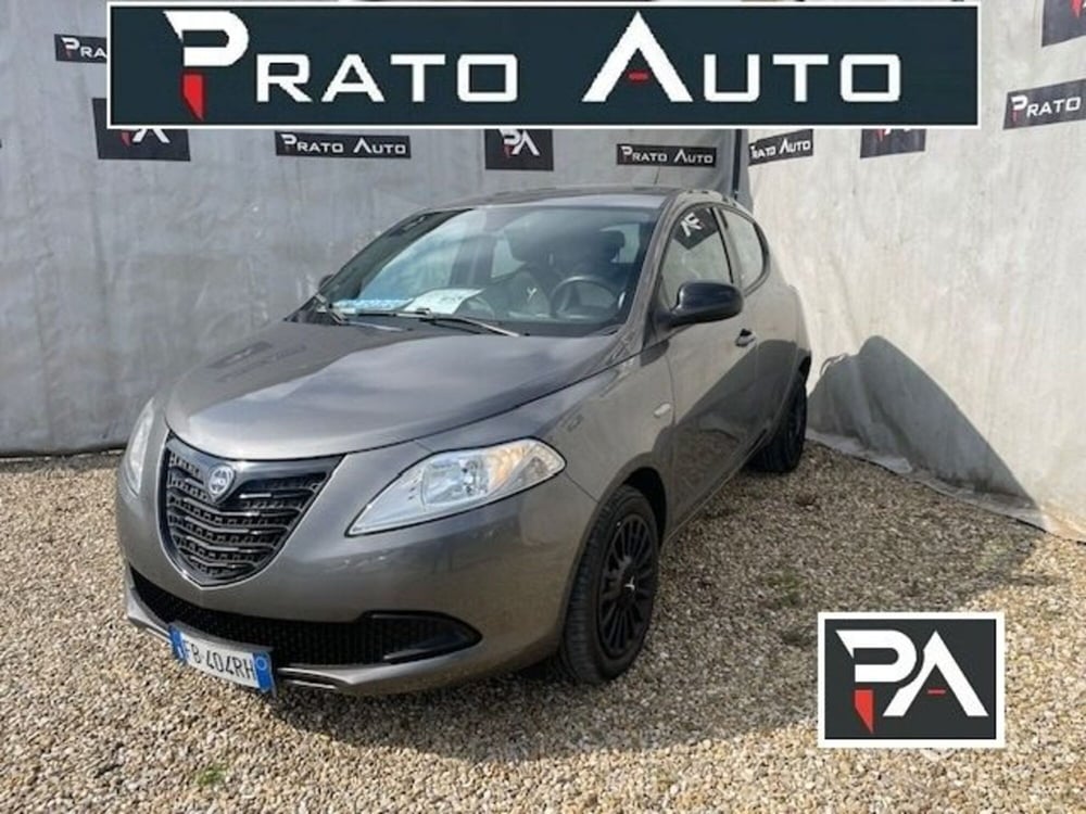 Lancia Ypsilon usata a Prato