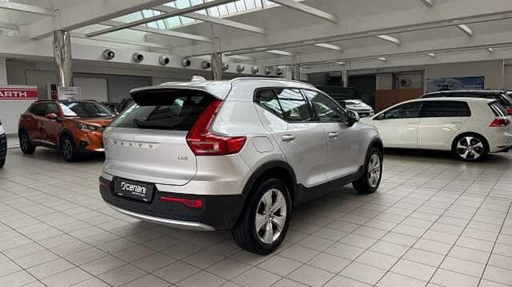 Volvo XC40 usata a Milano (5)