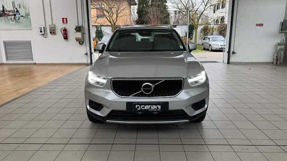 Volvo XC40 usata a Milano (8)