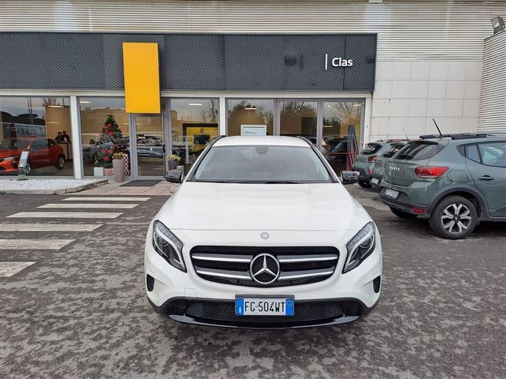 Mercedes-Benz GLA SUV usata a Livorno (2)