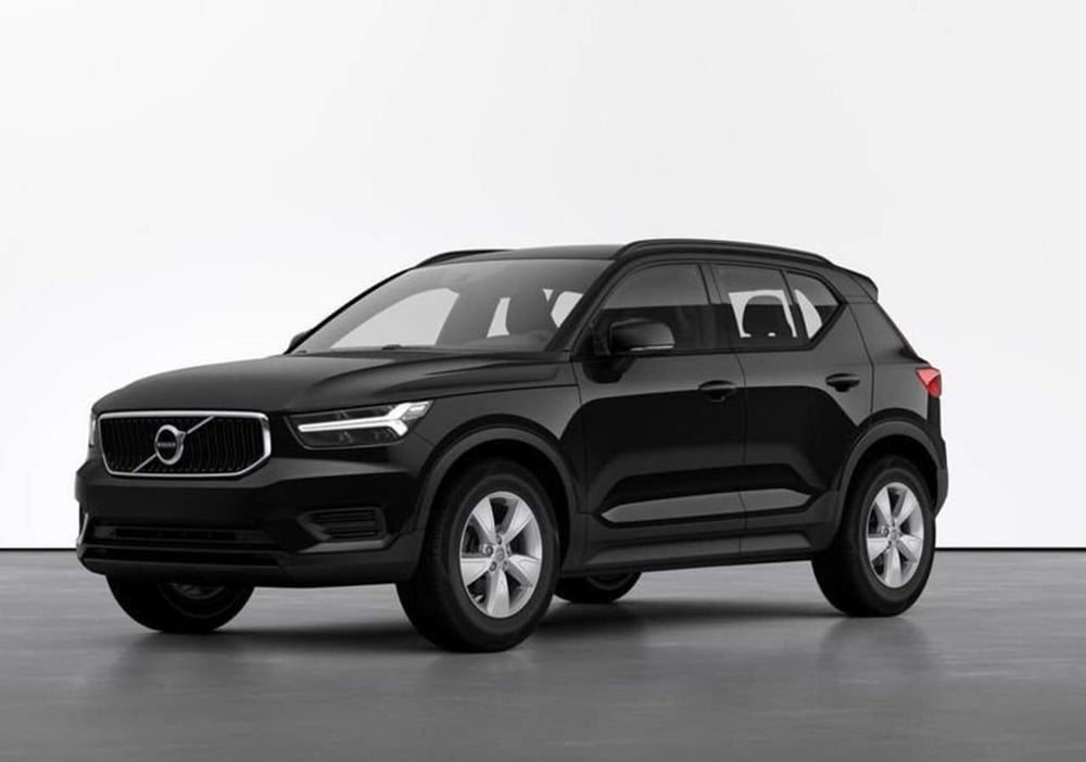 Volvo XC40 nuova a Napoli (2)