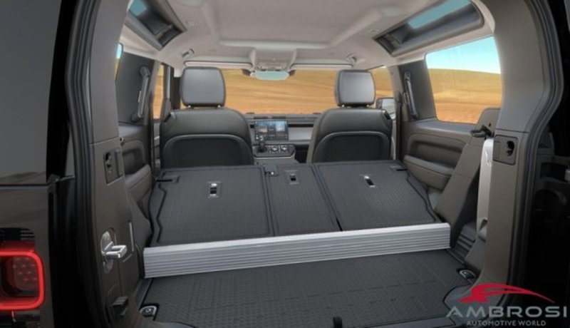 Land Rover Defender nuova a Perugia (11)