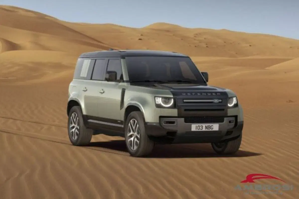 Land Rover Defender nuova a Perugia