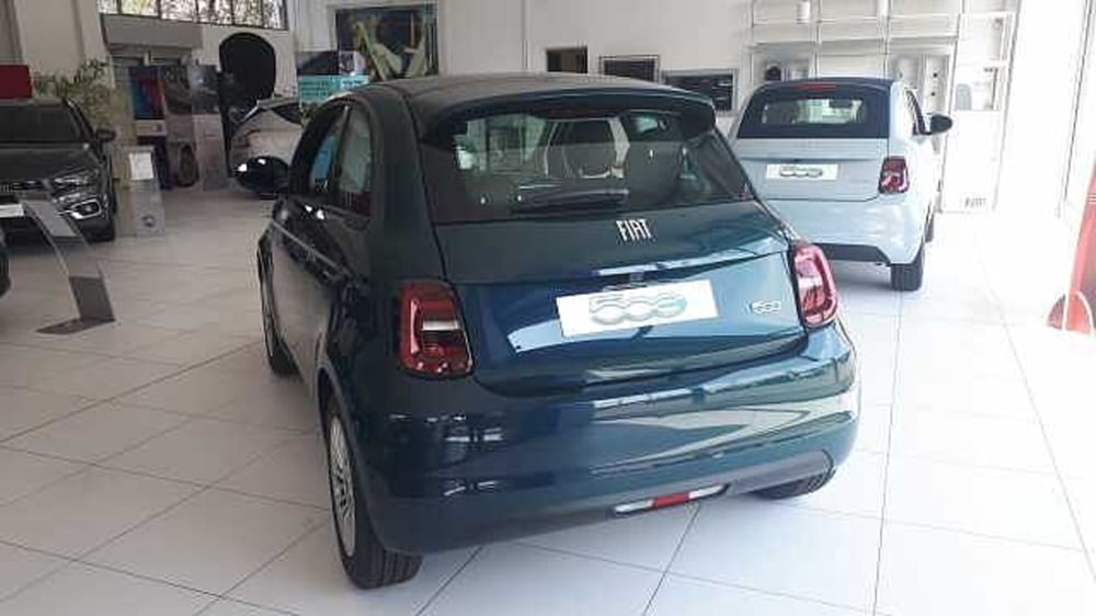 Fiat 500e usata a Milano (3)