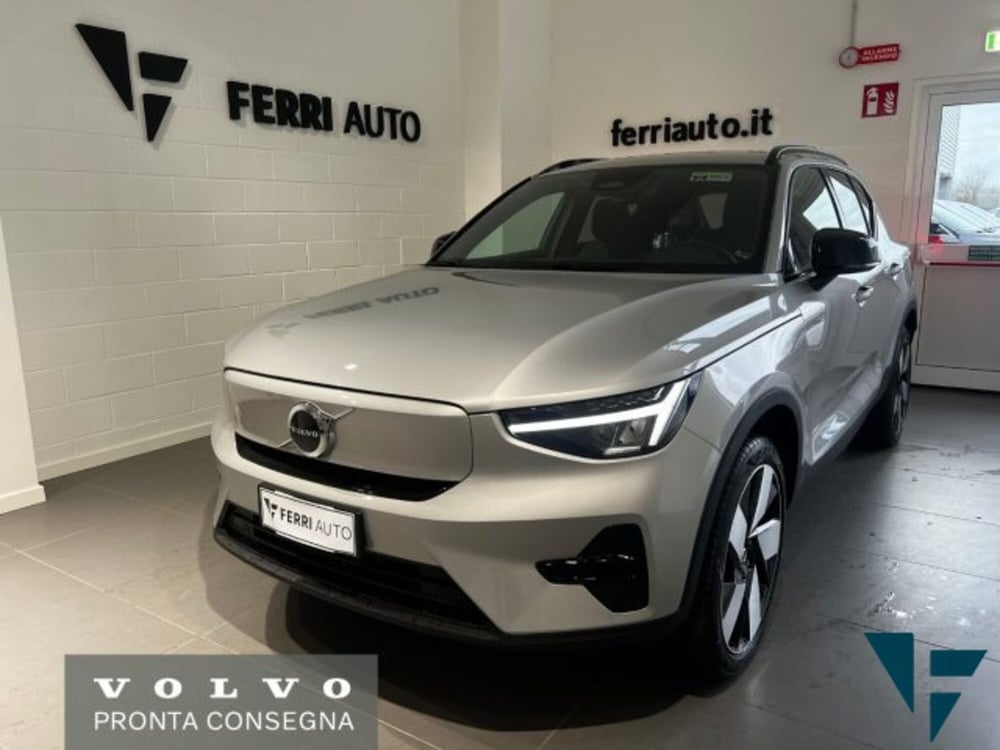 Volvo XC40 nuova a Udine