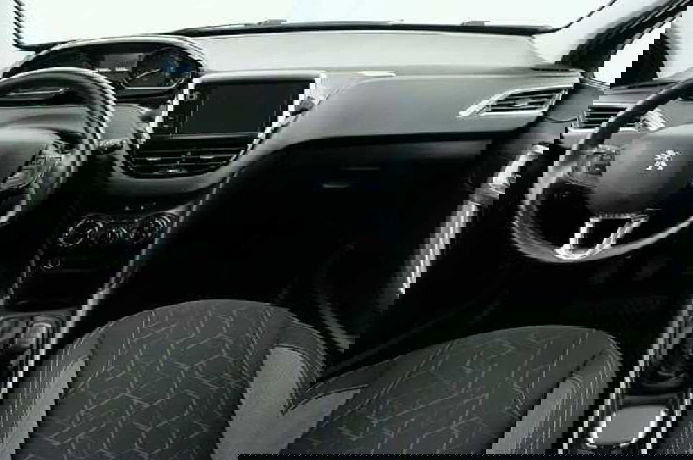 Peugeot 2008 usata a Mantova (4)