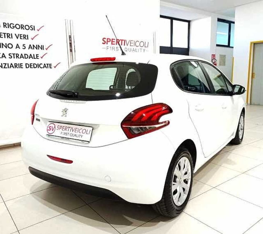 Peugeot 208 usata a Lecce (3)