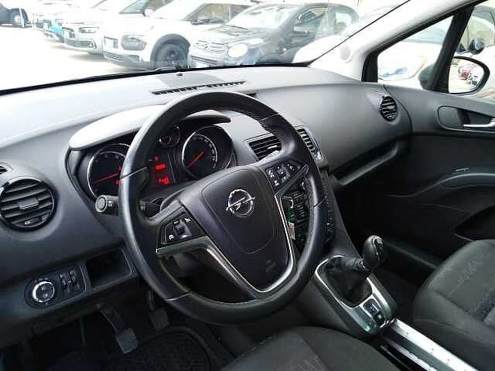 Opel Meriva usata a Ragusa (5)