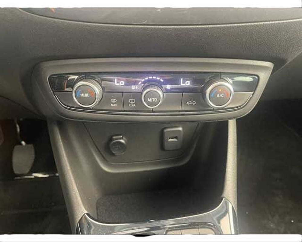 Opel Crossland usata a Ragusa (11)