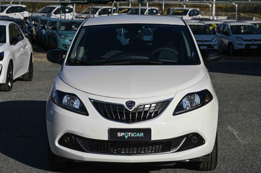 Lancia Ypsilon nuova a Torino (2)