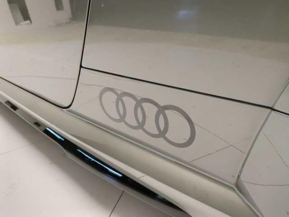 Audi TT Coupé nuova a Avellino (11)