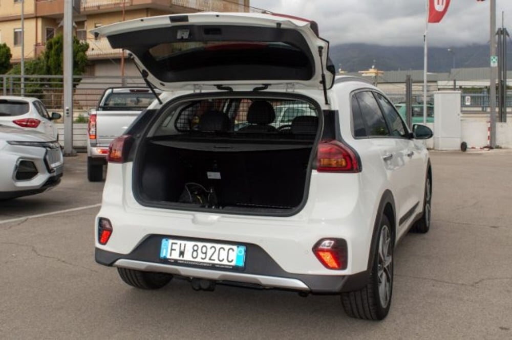 Kia Niro usata a Latina (6)