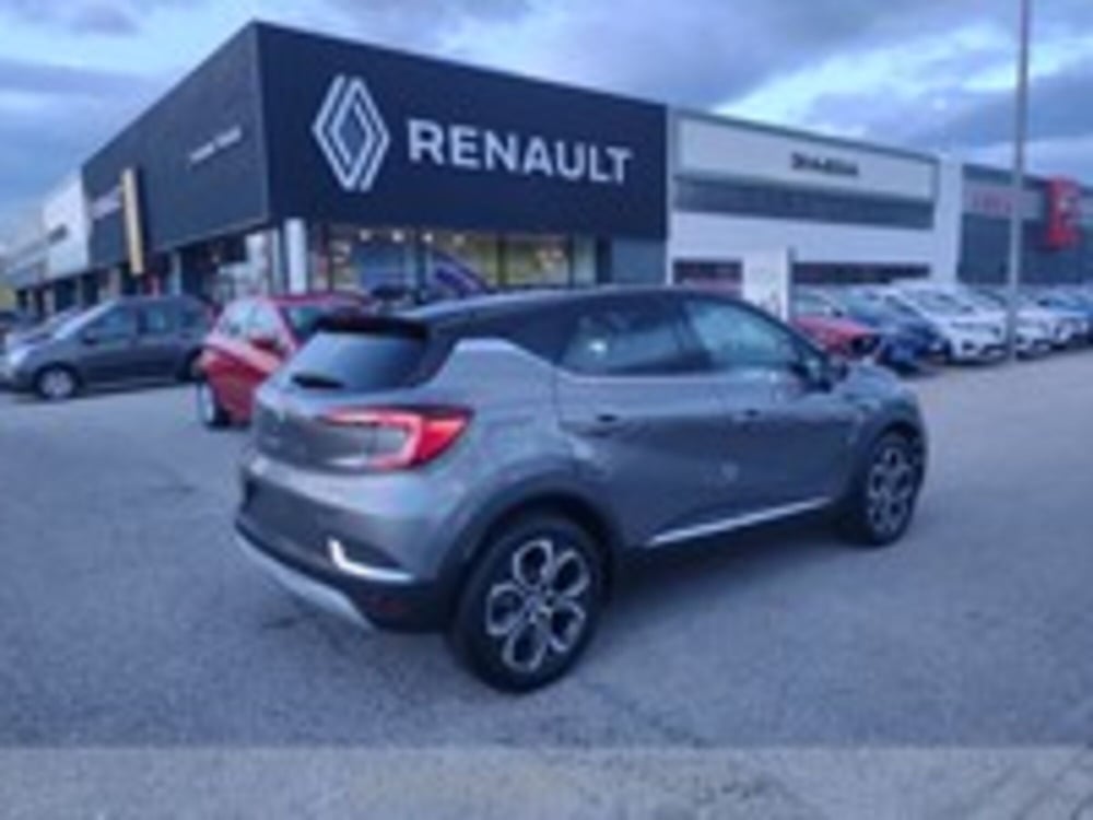 Renault Captur nuova a Pordenone (4)