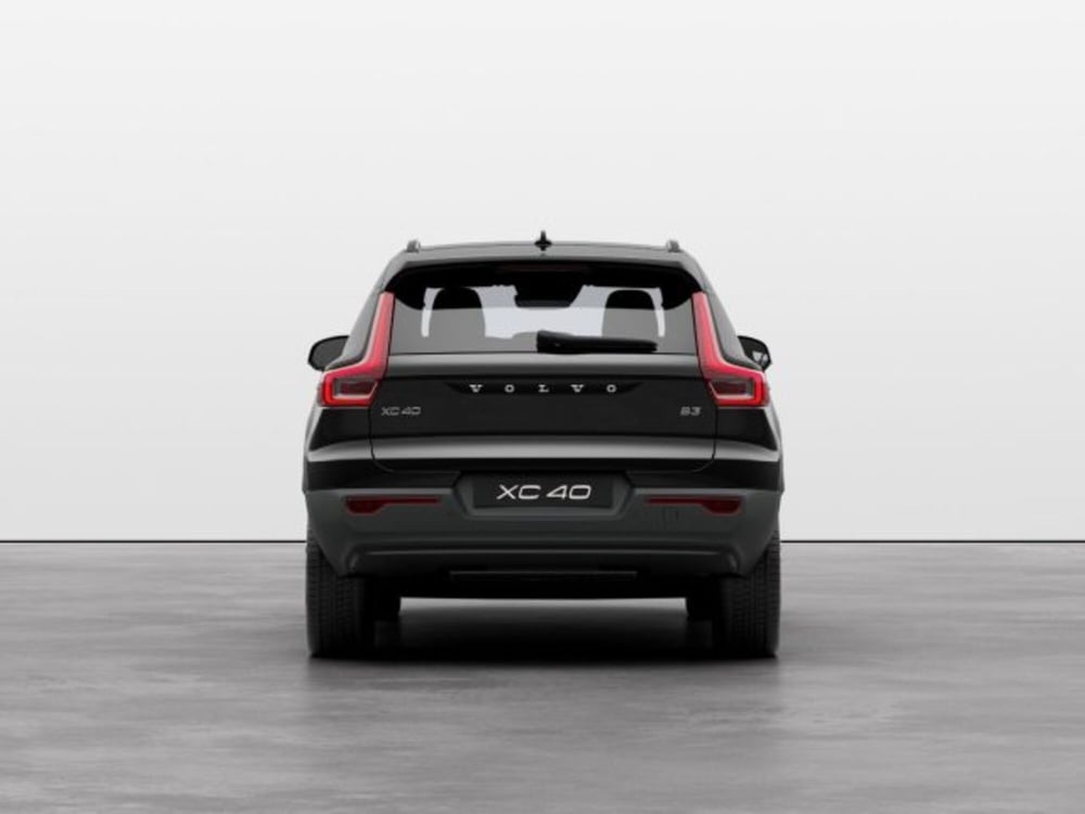 Volvo XC40 nuova a Modena (5)