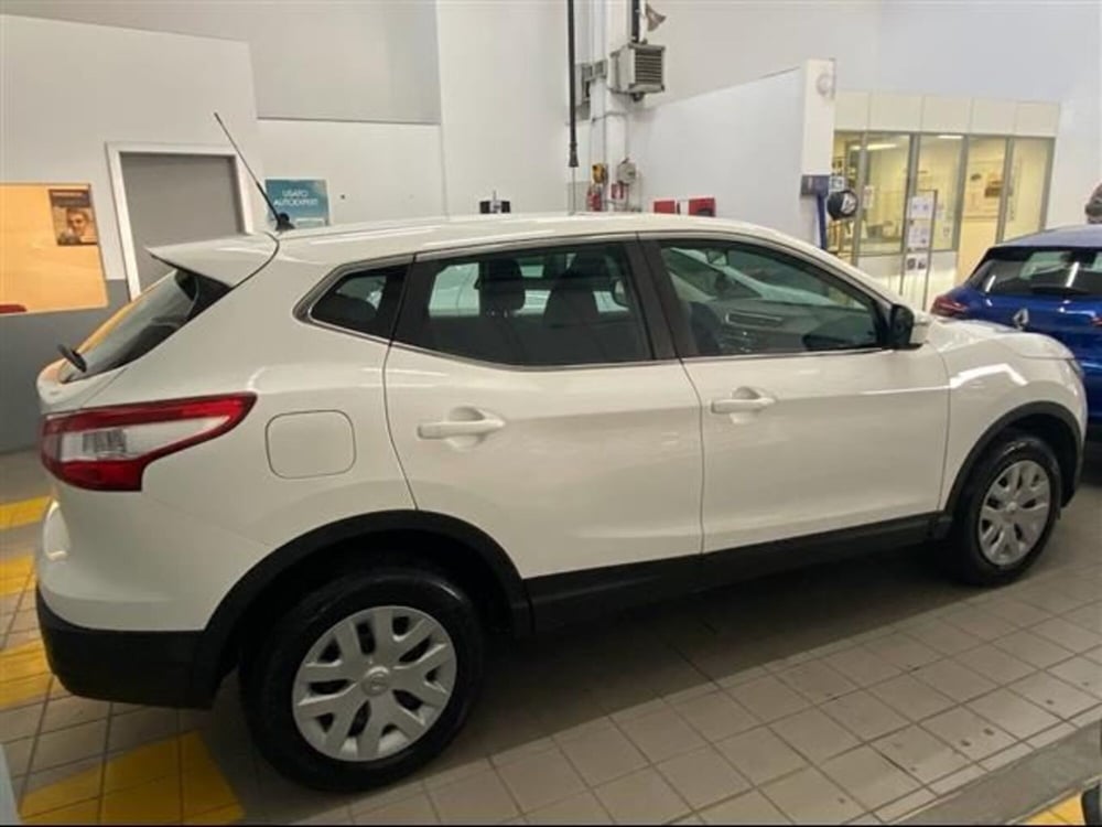 Nissan Qashqai usata a Macerata (4)