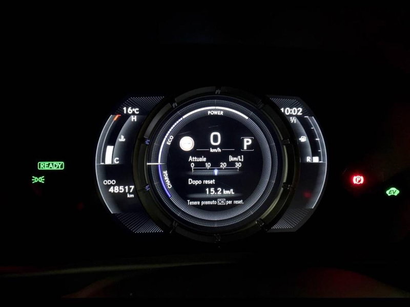Lexus UX usata a Torino (7)
