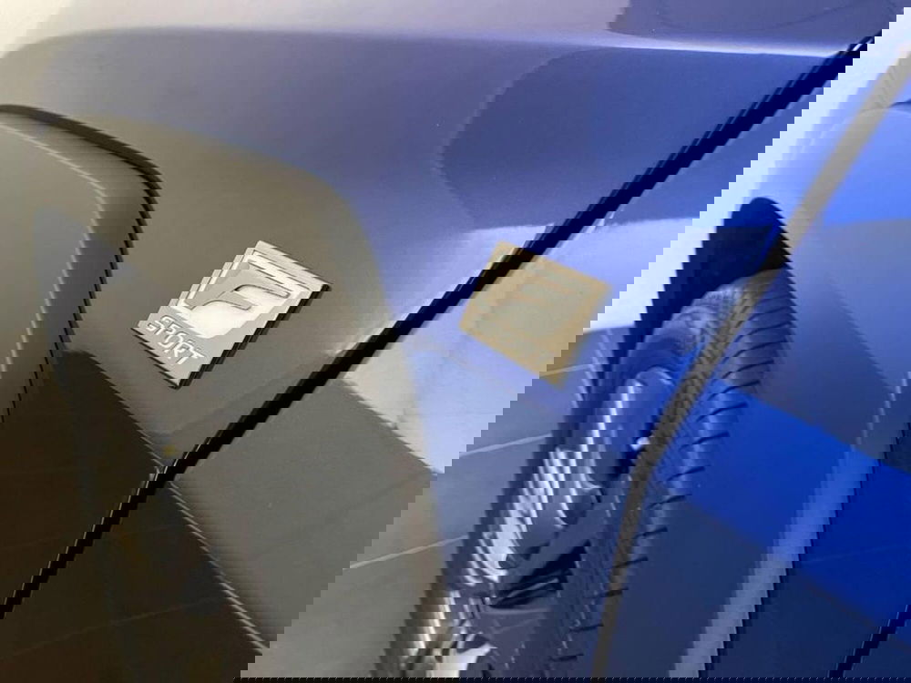 Lexus UX usata a Torino (14)