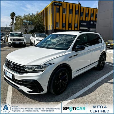 Volkswagen Tiguan 2.0 TDI 150 CV SCR DSG 4MOTION R-Line del 2021 usata a Sassari